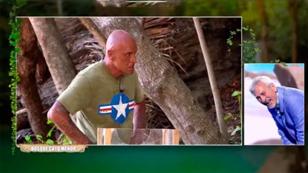 Kiko se desesperó con Ana Luque por no reconocer La bamba. (Foto: Telecinco)