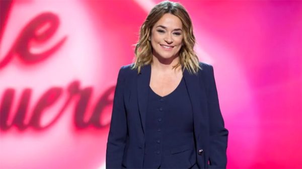 Nueva entrega de Déjate querer con Toñi Moreno. (Foto: Telecinco)