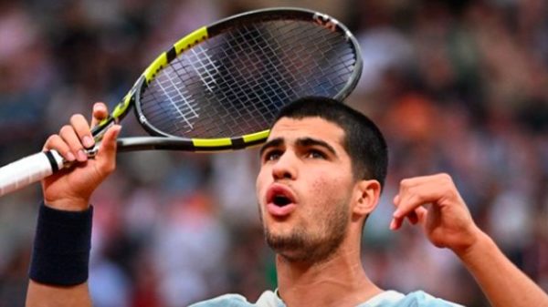 Carlitos debutó en olor de multitudes en París. (Foto: @rolandgarros/Pixabay)