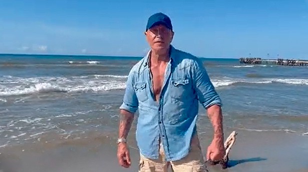 Kiko Matamoros es el único que respira tranquilo ante esta nueva gala. (Foto: Telecinco)