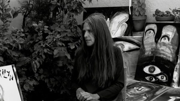 Ouka Leele durante su entrevista con Sandra Barneda. (Captura YouTube)