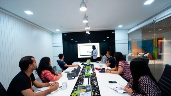 Conviene reducir las reuniones