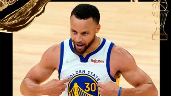 Curry es merecido MVP para dejar claro que es un jugador único. (Foto: @warriors)