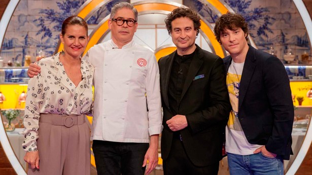 Boris Izaguirre vuelve a los fogones de MasterChef. (Foto: RTVE)