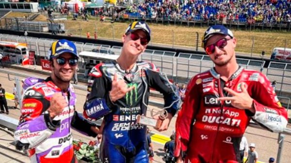 Los chicos del podio de Sachenring. (Foto: @MotoGP/Twitter)