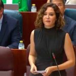 Isabel Díaz Ayuso ante el pleno de la Asamblea de Madrid. (Foto: @CdeM)