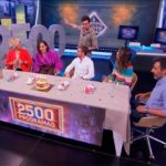 A punto de arrancar los fuegos en la mesa de colaboradores del El Hormiguero. (Foto: Antena 3)