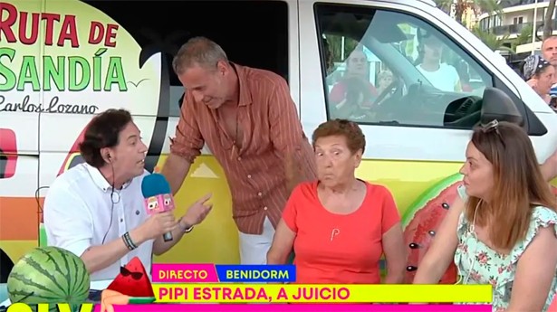 Accidentado estreno de Carlos Lozano y Sálvame sandía en Benidorm. (Foto: Telecinco)