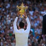 Djokovic remontó a Kyrgios y logró su 21 victoria en un Grand Slam. (Foto: @Wimbledon)