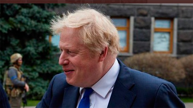 ¿Habrá dimitido también el peluquero del primer ministro? (Foto: @BorisJohnson)