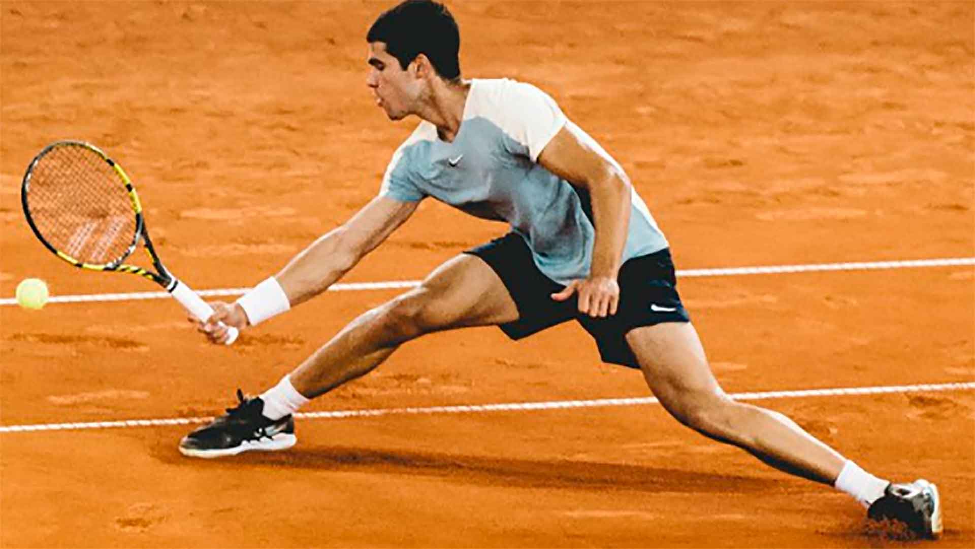 La mejor versión de Carlos Alcaraz en Hamburgo para llegar al duelo con el ruso Karen Khachanov