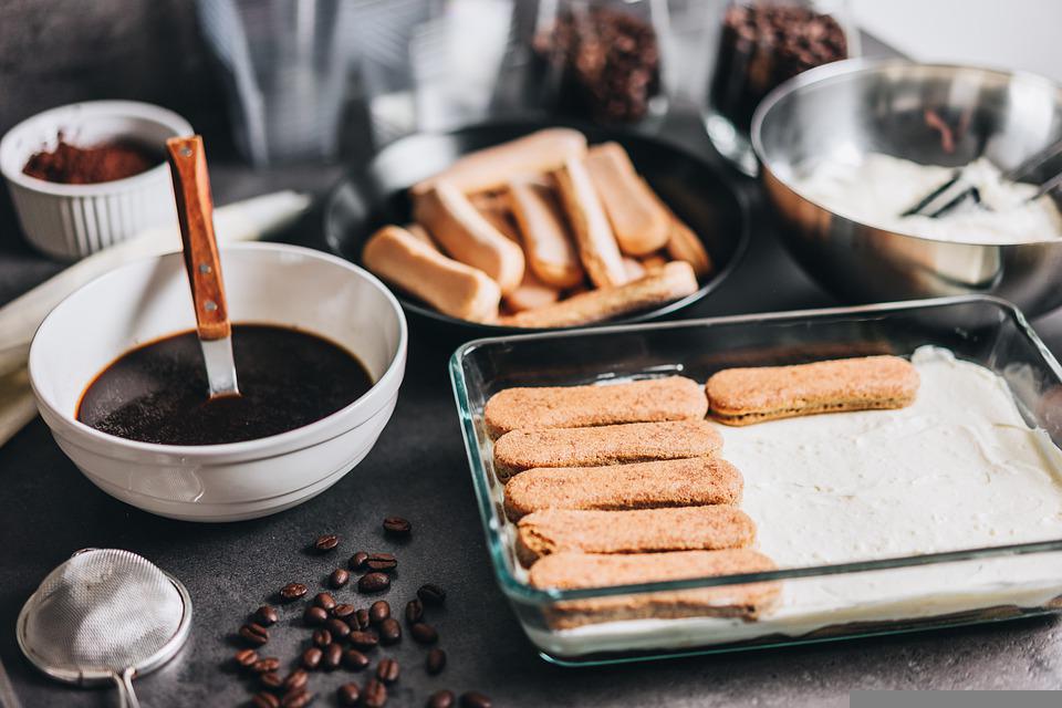 Tiramisú con un chorrito de Amaretto, un clásico irresistible