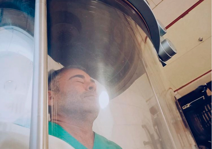 Alarmante mensaje de Jorge Javier Vázquez, hospitalizado en Lima
