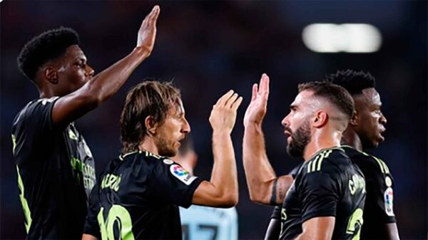 Una ovación a Luka Modric en el fortín del Celta que le puso el corazón en un puño