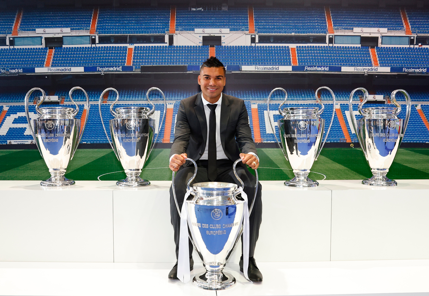 Gracias a Casemiro por su esfuerzo y sobre todo por su sonrisa Gracias a Casemiro por su esfuerzo y sobre todo por su sonrisa