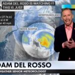 Un dron flotante muestra olas de 15 metros y vientos de 160 km/h dentro del huracán Fiona