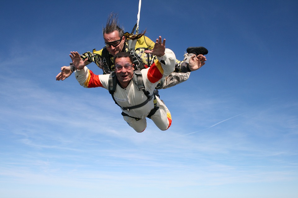 Tips para experimentar adrenalina cuando juegas online, cantas o haces ejercicio