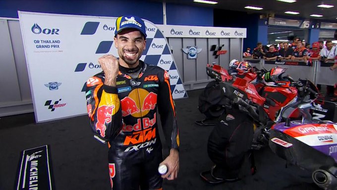 Quartararo sigue lídero pero acosado por sus rivales tras la victoria de Oliveira Quartararo sigue lídero pero acosado por sus rivales tras la victoria de Oliveira