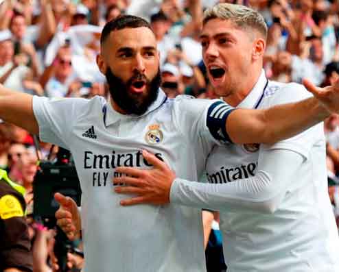 Benzema, Valverde y Rodrygo, euforia en un Santiago Bernabéu que vibró con el nuevo líder