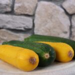 Sencillos calabacines con mucho sabor a ajo, romero y tomillo