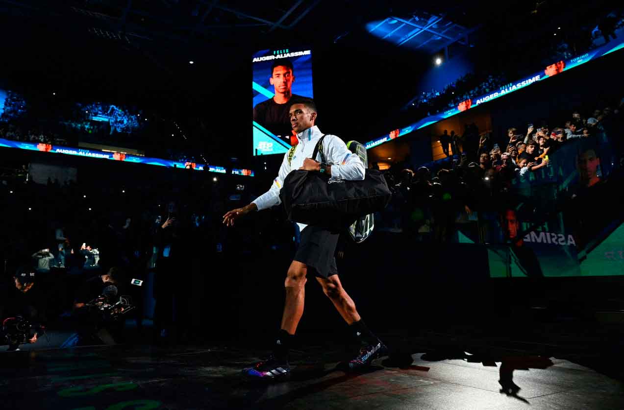 En una pista dura cubierta y veloz, Auger-Aliassime fue un ciclón para Nadal En una pista dura cubierta y veloz, Auger-Aliassime fue un ciclón para Nadal