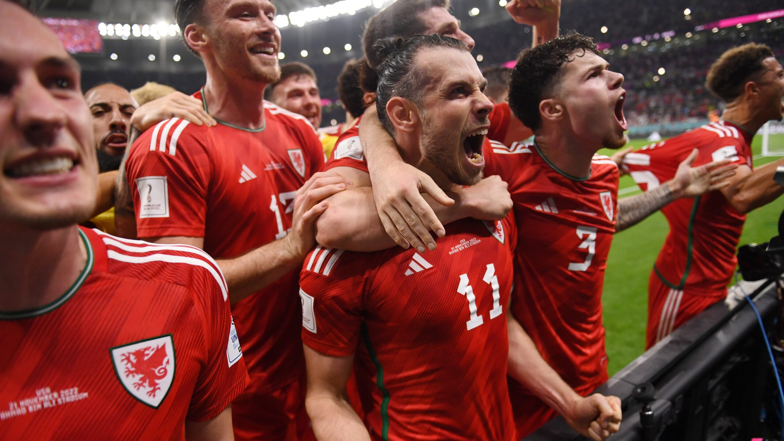 Gareth Southgate arrolla a Irán, Frenkie de Jong irrumpe y Bale salva un empate Gareth Southgate arrolla a Irán, Frenkie de Jong irrumpe y Bale salva un empate