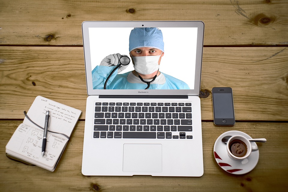 Claros beneficios de la telemedicina pero con barreras para normalizarla en Europa