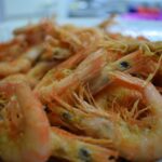 Pinchos de rape con langostinos, un manjar de dioses