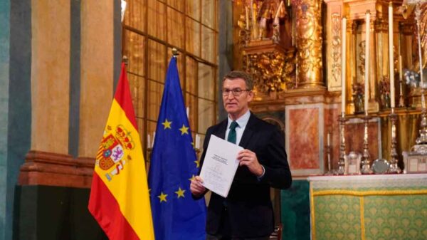 Mejorar la democracia, acabar con nepotismo y arbitrariedad y restablecer la transparencia Mejorar la democracia, acabar con nepotismo y arbitrariedad y restablecer la transparencia
