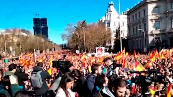 Ayuso con la libertad, el respeto a la Constitución  y el Estado de Derecho