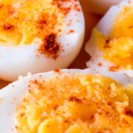 Una salsa muselina exprés para acompañar huevos cocidos y espárragos Una salsa muselina exprés para acompañar huevos cocidos y espárragos
