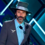 Leiva recoge solo el Premio Goya que ganó con Joaquín Sabina
