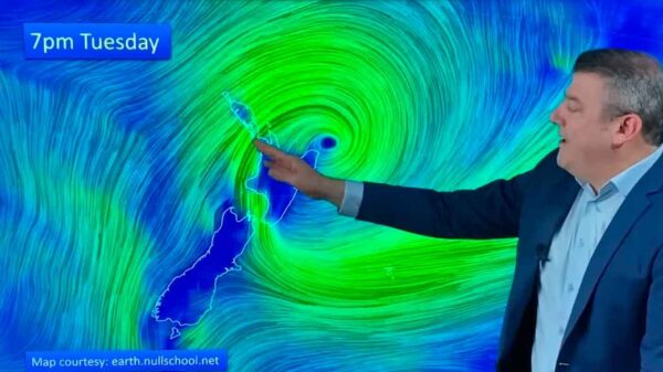 Nueva Zelanda bajo un terremoto de 6,1 y la destrucción del ciclón Gabrielle
