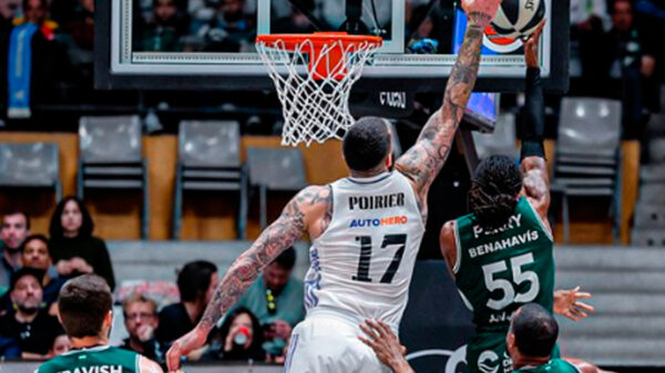El Unicaja explota e impide la décima final de Copa seguida del Real Madrid El Unicaja explota e impide la décima final de Copa seguida del Real Madrid