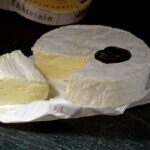 Camembert hábilmente marinado para entrante o una cena con carácter Camembert hábilmente marinado para entrante o una cena con carácter