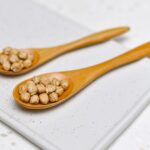 Garbanzos con fideos, tomate y chorizo, un delicioso plato de cuchara Garbanzos con fideos, tomate y chorizo, un delicioso plato de cuchara