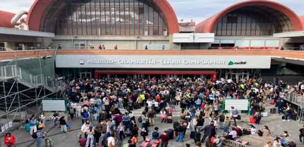 Una avería suspendió la circulación de trenes de  alta velocidad en Chamartín