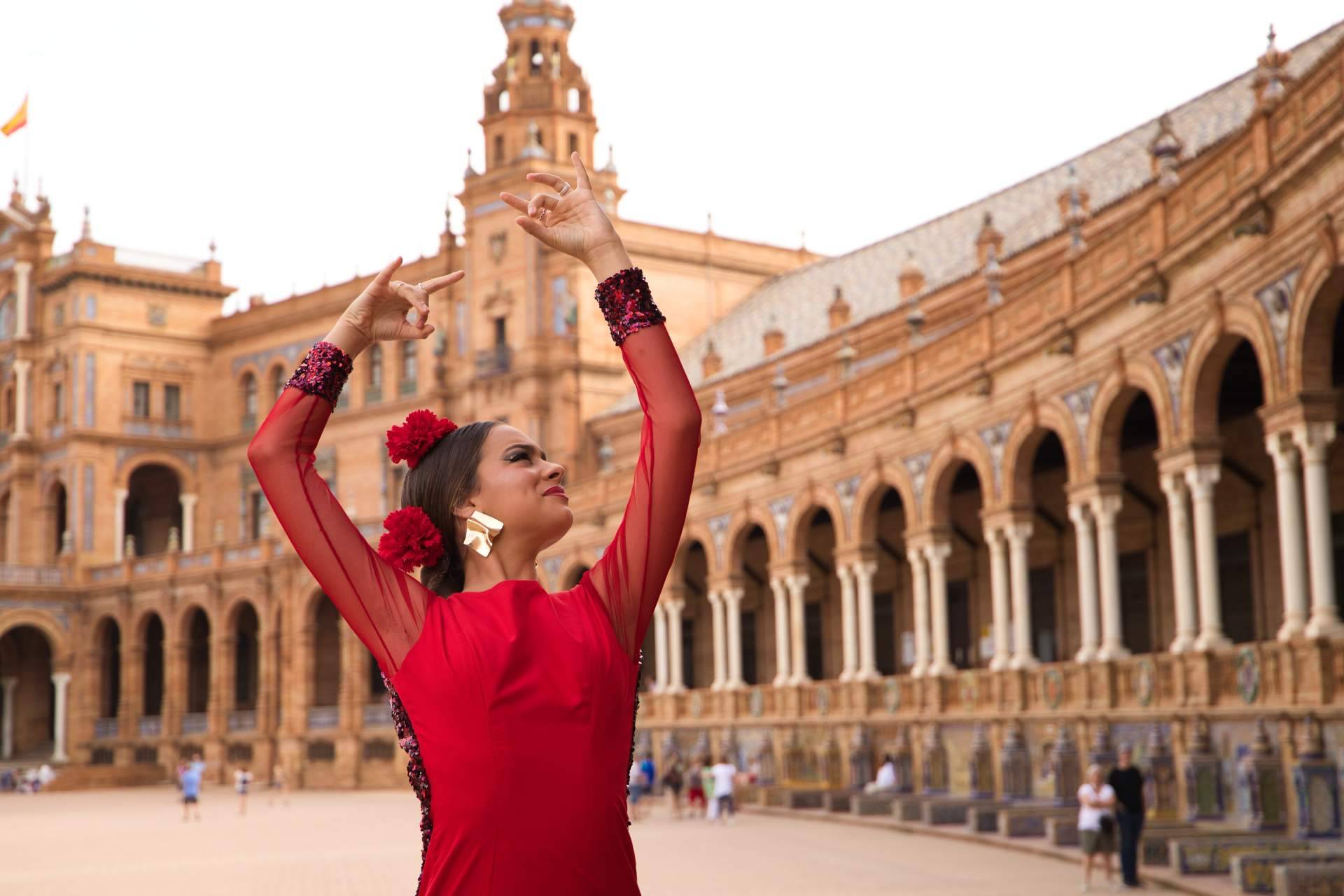 La nueva de trajes de flamenca 2023 de la tienda Viva Feria - Hechos de Hoy