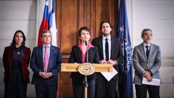 Gabriel Boric y Carolina Tohá ante la mayor crisis de seguridad de la democracia Gabriel Boric y Carolina Tohá ante la mayor crisis de seguridad de la democracia