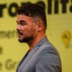 Rufián acusa a Díaz de “apuñalar a quienes te pusieron donde estás” Rufián acusa a Díaz de “apuñalar a quienes te pusieron donde estás”