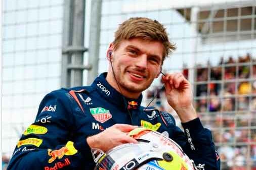 Batalla general en Melbourne con Verstappen frente a Russell, Hamilton, Alonso y Sainz