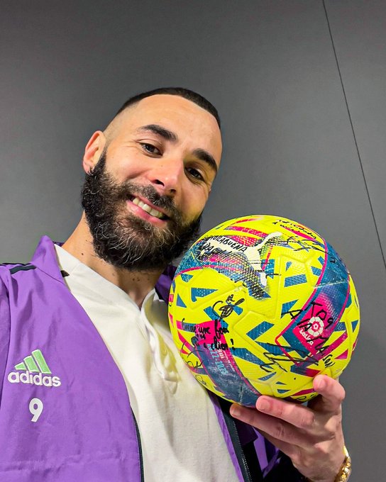 Karim Benzema abre la pelea con Robert Lewandowski por el Pichichi