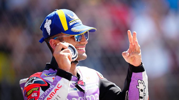 Bagnaia brilla para ganar la carrera al sprint de MotoGP en el COTA Bagnaia brilla para ganar la carrera al sprint de MotoGP en el COTA