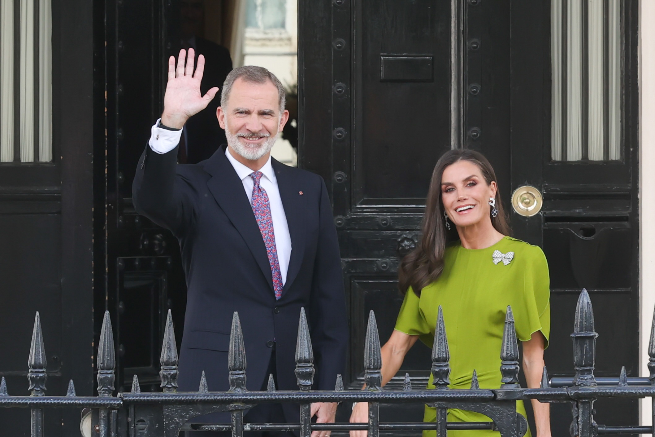 Los Reyes de España en la recepción de Carlos III en el palacio de Buckingham