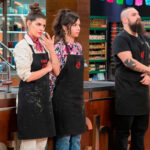 Lágrimas en MasterChef: El amuleto de Álex acaba en expulsión y Claudia sustituye a Laura