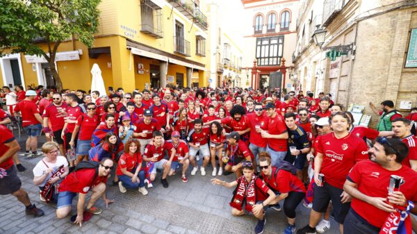 Vinicius Junior y Ez Abde en una Sevilla que vibra con las dos hinchadas Vinicius Junior y Ez Abde en una Sevilla que vibra con las dos hinchadas