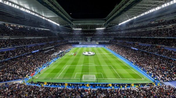 Máxima protección ante la asistencia masiva al Santiago Bernabéu Máxima protección ante la asistencia masiva al Santiago Bernabéu