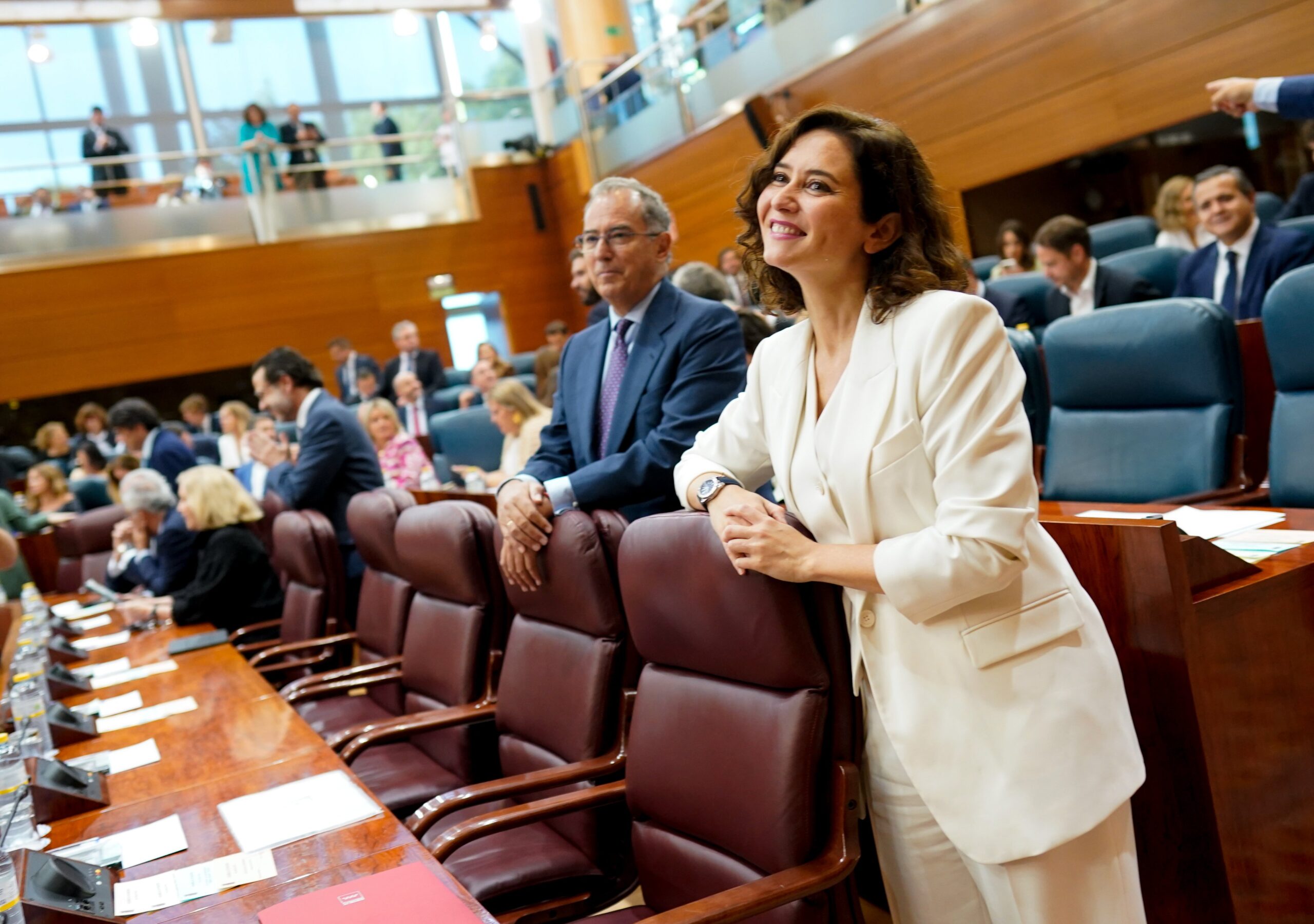 Ossorio, presidente de la Asamblea de Madrid, celebra fin de insulto y enfrentamiento
