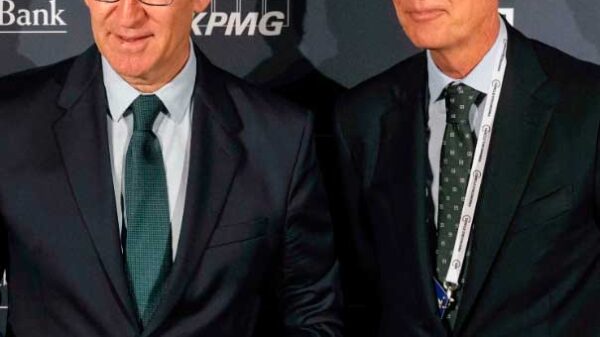 Feijóo, si gana las elecciones, se presentará a una investidura sin Vox
