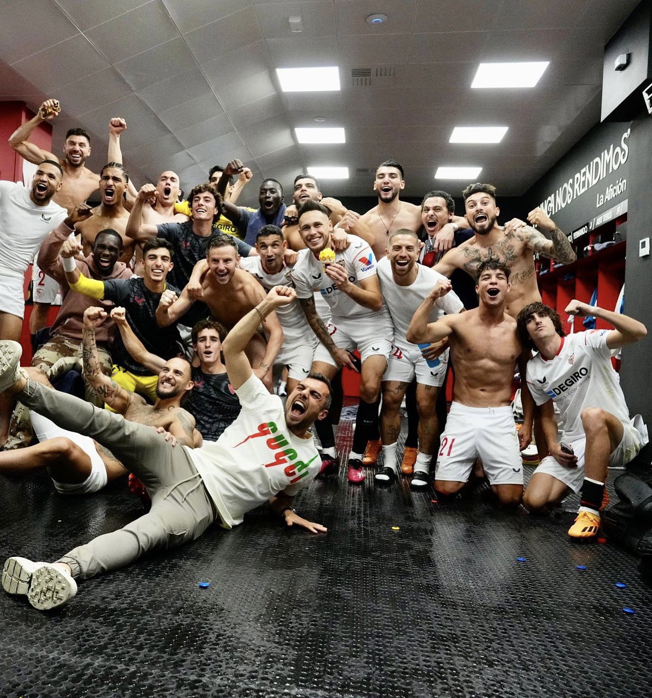Jesús Navas, capitán del Sevilla FC, elegido el mejor jugador de la Liga Europa
